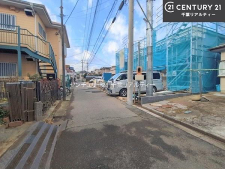 �O�ʓ��H�܂ތ��n�ʐ^ �O�ʓ��H��4���I�z����ǍD�ȗ��n�ł��B
�Ԍɓ��ꂪ���ȕ������S�ł��ˁB