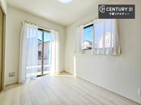 �m�� 2�ʍ̌����m�ۂ������邢�����́A���ʂ����ǂ��A���邭��ϋ��S�n�̗ǂ���ԂƂȂ��Ă���܂��B�����b�N�X���ĉ߂�����S�n�̗ǂ��������ł��I���̖ڊo�߂��X�b�L�����܂��ˁI