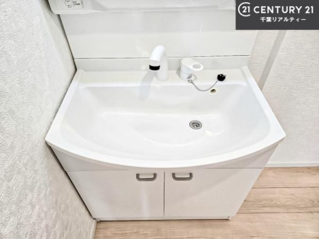 ���ʑ�E���ʏ� �[�����ʑ�{�E���́A�������˂ɂ����̂ł�����ꂪ�y�X�I���������ۂĂ܂��I
�L���C�Ȑ��ʏ��Ŏ��������̃��`�x�[�V�������オ��܂��ˁI