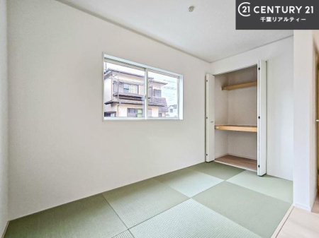 �a�� ���r���O�Ɨאڂ�����R�[�i�[�ł��I�Ǝ��̋x�e�X�y�[�X��L�b�Y�X�y�[�X�Ƃ��Ċ��p����̂��悳�����ł��ˁI
������͗z���������ނ̂ŁA���邭��������������܂��I