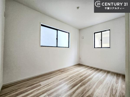 �m�� 2�ʍ̌����m�ۂ������邢�����́A���ʂ����ǂ��A���邭��ϋ��S�n�̗ǂ���ԂƂȂ��Ă���܂��B�����b�N�X���ĉ߂�����S�n�̗ǂ��������ł��I���̖ڊo�߂��X�b�L�����܂��ˁI