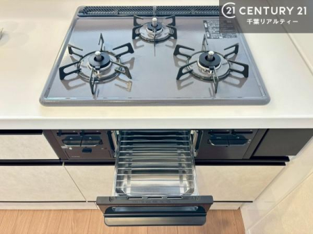 �L�b�`�� �R�����͎O������̂ł������̓����i�s���ł��܂��B
�������O�����t���ł��B�����X�y�[�X���L�X���Ă���׍�Ƃ����₷���I�g�����肪�ǂ��V�X�e���L�b�`���ł��I