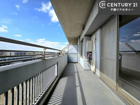 �o���R�j�[ �z������̗ǂ��o���R�j�[�ŁA�����󕨂��悭���������ł��ˁI
���V�C�̗ǂ����ɂ̓o���R�j�[�֏o�ă��t���b�V������̂��C�����悳�����ł��B