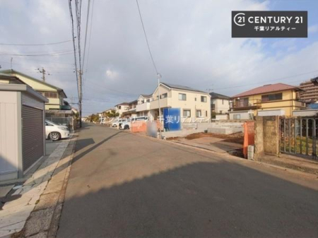 �O�ʓ��H�܂ތ��n�ʐ^ ���ӊ���A���q�l�̂���]�ɍ������������ꏏ�ɂ��ē���v���܂��B�Z��[���A�h�o�C�U�[�ɂ�邲���k������܂��B���Ђ͂��₢���킹�ɑ��Ή����܂��I���҂������܂���I