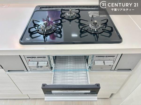 �L�b�`�� �R�����͎O������̂ł������̓����i�s���ł��܂��B
�������O�����t���ł��B�����X�y�[�X���L�X���Ă���׍�Ƃ����₷���I�g�����肪�ǂ��V�X�e���L�b�`���ł��I