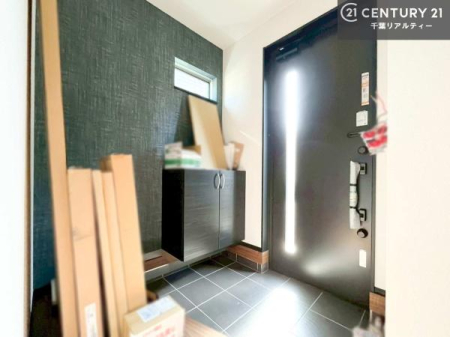 ���� ���ċA���Ă��Ă��A�������܁I�����������Ȃ�A�D�����}������Ă�����ԂɂȂ��Ă��܂��B
���邭��������錺�ւł��I