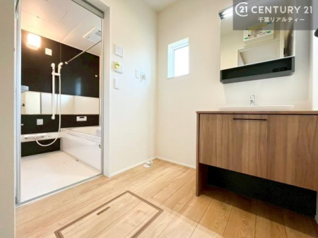 ���ʑ�E���ʏ� �����t���̖��邢���ʎ��ł��I���C�������ɓ���ւ����ł��Đ����ɕۂ��Ƃ��ł��܂��I���R�����������ނ̂ł����ς̎d�オ����ǂ��Ȃ�܂��ˁI