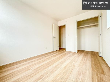 �Q�� ���[�͂̂���m���ł��B����������������L�X�Ǝg���ċC�������ǂ��ł��I
�L���C�Ȗ��邢�������ŉ߂����̂́A�X�ɂ̂�т�������ł��܂��ˁI