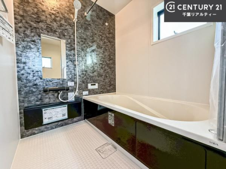 ���� �������������l�̕��͋C�̃o�X���[���́A�����o�Ă��ăo�X�^�C�����[���I
���d���撣���Ă��邲�J���ɂ��D�݂̓����̓����܂����āA�y����ł݂Ă͂������ł��傤���H