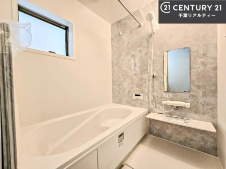 ���� �������������l�̕��͋C�̃o�X���[���́A�����o�Ă��ăo�X�^�C�����[���I
���d���撣���Ă��邲�J���ɂ��D�݂̓����̓����܂����āA�y����ł݂Ă͂������ł��傤���H