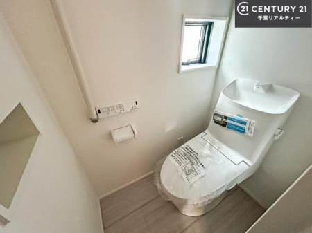 �g�C�� 1�E2�K�Ƀg�C�����������܂��I���̖Z�������ԑт��҂����ɂ��݂����ł��ˁB������Ƃ����������̂���g�C���ł�����ꂪ���₷���ł��I