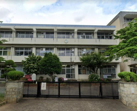 ���ӊ� �y���w�Z�z�s���s���s�����w�Z�F4812m