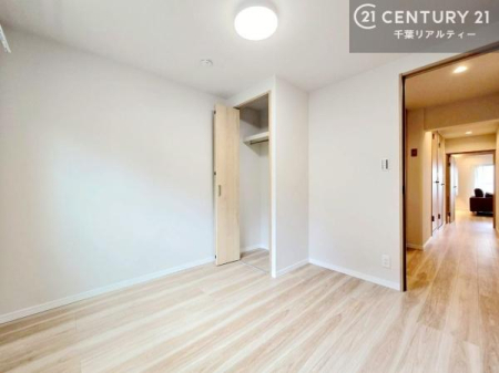 �m�� �V���v���Ƀf�U�C������Ă��邽�߁A�Ƌ��I�т܂���I
���C�ɓ���̉Ƌ��u���Ă��낰���Ԃ���邱�Ƃ��ł��܂��B
