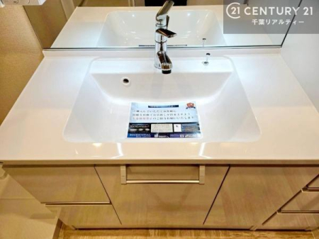 ���ʑ�E���ʏ� �[�����ʑ�{�E���́A�������˂ɂ����̂ł�����ꂪ�y�X�I���������ۂĂ܂��I
�L���C�Ȑ��ʏ��Ŏ��������̃��`�x�[�V�������オ��܂��ˁI