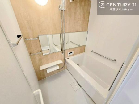 ���� �������������l�̕��͋C�̃o�X���[���́A�����o�Ă��ăo�X�^�C�����[���I
���d���撣���Ă��邲�J���ɂ��D�݂̓����̓����܂����āA�y����ł݂Ă͂������ł��傤���H