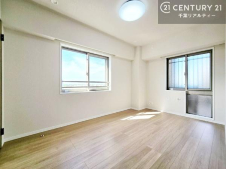 �Q�� 2�ʍ̌����m�ۂ������邢�����́A���ʂ����ǂ��A���邭��ϋ��S�n�̗ǂ���ԂƂȂ��Ă���܂��B�����b�N�X���ĉ߂�����S�n�̗ǂ��������ł��I���̖ڊo�߂��X�b�L�����܂��ˁI