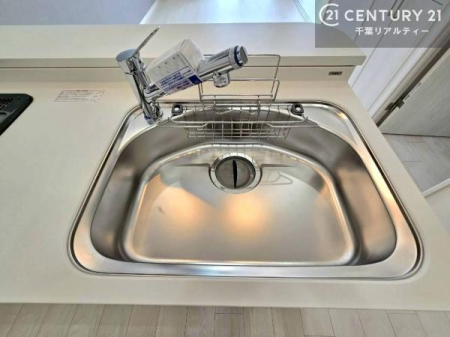 �L�b�`�� �������P���X�e�����X�V���N�B�ϋv���Ɛ������ɗD��A���X�̂����������₷���A�L�b�`������������Ɖ��K�ɕۂ��܂��B