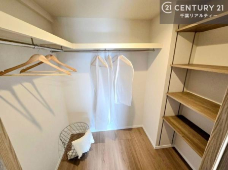 ���[ �E�H�[�N�C���N���[�[�b�g�t���ł��B��������̂��m���Ȃǂ����[���Ă��������ł��ˁI���ɂ���@�������ȂǋG�ߕ��̑傫�ȉƓd�����[�ł��܂��I