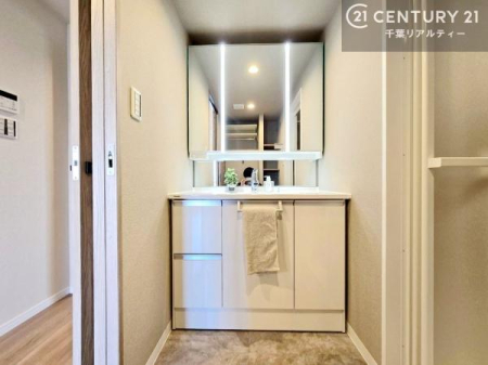 ���ʑ�E���ʏ� ���[�����Ղ�̐��ʎ��I���p�i�̃X�g�b�N��o�X�^�I�����X�b�L���Ǝ��[�ł��Ď��o���₷���I����肪�X�b�L���Еt���ċC�����̗ǂ���ԁI