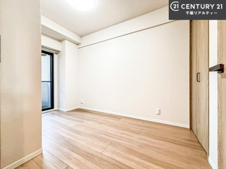 �Q�� �D���������������ޗm���́A���̖ڊo�߂��C�������ǂ������ł��ˁB���������Ԃ��������Ɖ߂������Ƃ��ł��܂��B�D�����F�����̃t���[�����O���ǂ�ȉƋ�ɂ��}�b�`���܂��I