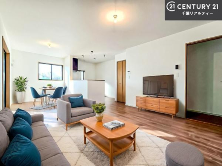 ���r���O �Ƌ��CG�p�[�X�ł��B�L�X�_�C�j���O�X�y�[�X�I������肨�H���B�΂��������y�������Ԃ��߂����܂��B���X�̔���������܂��I