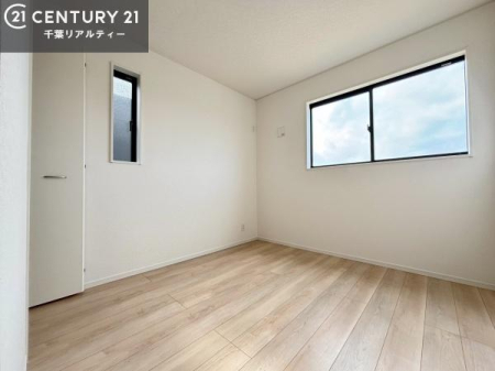 �q������ �|���o�������Ȃ��������́A���q�l�̂������Ƃ��Ă����S�ł��I
���[�X�y�[�X���[�����Ă���̂ŎU�炩�������������T�b�ƕЕt�����܂��I