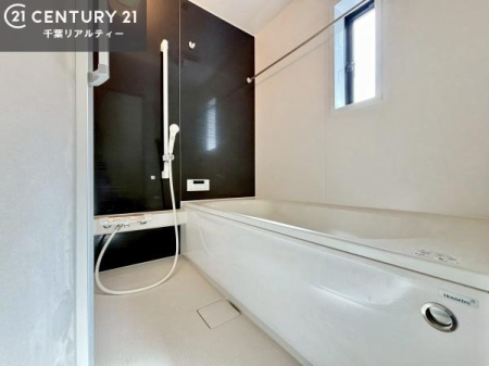 ���� �������������l�̕��͋C�̃o�X���[���́A�����o�Ă��ăo�X�^�C�����[���I
���d���撣���Ă��邲�J���ɂ��D�݂̓����̓����܂����āA�y����ł݂Ă͂������ł��傤���H