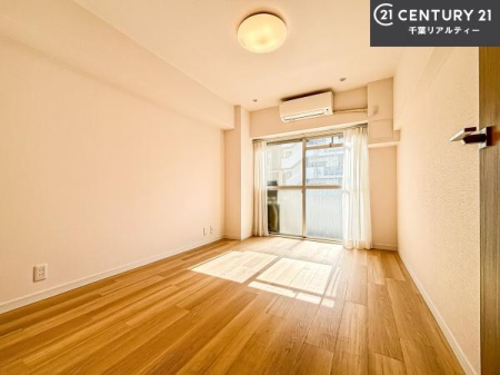 �m�� �o���R�j�[�ɖʂ��Ă���m���ł��B���邭�����肪����A���C����������ł��܂��I���N���āA�O�ɏo�Ĕw�L�т����[�ċz�����ǂ������}������邱�Ƃ��o�������ł��ˁI