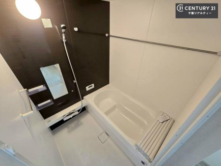 ���� �������������l�̕��͋C�̃o�X���[���́A�����o�Ă��ăo�X�^�C�����[���I
���d���撣���Ă��邲�J���ɂ��D�݂̓����̓����܂����āA�y����ł݂Ă͂������ł��傤���H