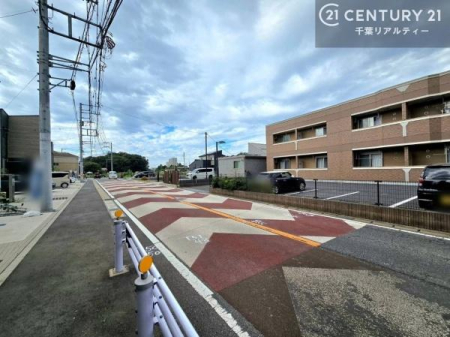 �O�ʓ��H�܂ތ��n�ʐ^ ���ӊ���A���q�l�̂���]�ɍ������������ꏏ�ɂ��ē���v���܂��B�Z��[���A�h�o�C�U�[�ɂ�邲���k������܂��B���Ђ͂��₢���킹�ɑ��Ή����܂��I���҂������܂���I