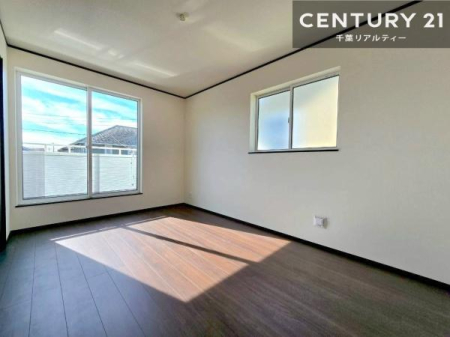 ���r���O�ȊO�̋��� �o���R�j�[�ɖʂ��Ă���m���ł��B���邭�����肪����A���C����������ł��܂��I���N���āA�O�ɏo�Ĕw�L�т����[�ċz�����ǂ������}������邱�Ƃ��ł��܂��B