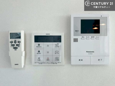 ���̑� TV���j�^�[�t���C���^�[�z���ł��q�l�̂�����Ԓ��Ȃǂ����S�ł��ˁB
�{�^���ЂƂł����C�̏������ƂƂ̂��I�I�[�g�o�X���B