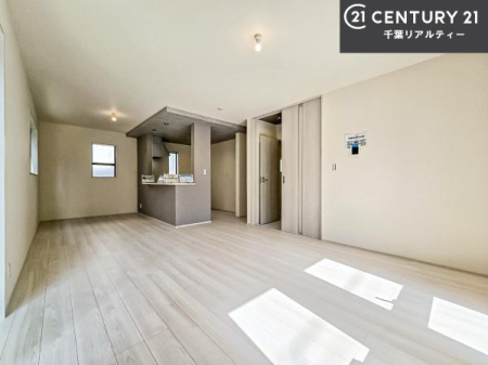 ���r���O �L�X�_�C�j���O�X�y�[�X�I������肨�H���B�΂��������y�������Ԃ��߂����܂��B���X�̔���������܂��I