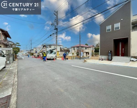 �O�ʓ��H�܂ތ��n�ʐ^ ���ӊ���A���q�l�̂���]�ɍ������������ꏏ�ɂ��ē���v���܂��B�Z��[���A�h�o�C�U�[�ɂ�邲���k������܂��B���Ђ͂��₢���킹�ɑ��Ή����܂��I���҂������܂���I