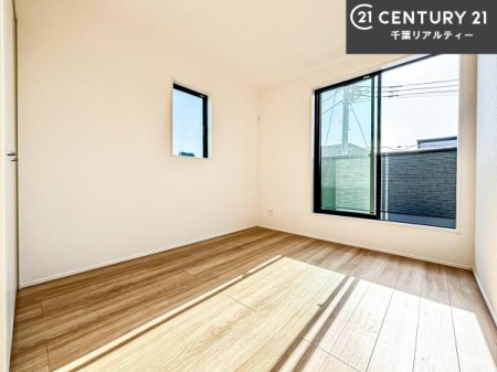 �m�� �o���R�j�[�ɖʂ��Ă���m���ł��B���邭�����肪����A���C����������ł��܂��I���N���āA�O�ɏo�Ĕw�L�т����[�ċz�����ǂ������}������邱�Ƃ��ł��܂��B