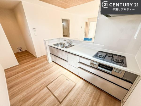 �L�b�`�� �R�����͎O������̂ł������̓����i�s���ł��܂��B
�������O�����t���ł��B�����X�y�[�X���L�X���Ă���׍�Ƃ����₷���I�g�����肪�ǂ��V�X�e���L�b�`���ł��I