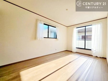 �Q�� �o���R�j�[�ɖʂ��Ă���m���ł��B���邭�����肪����A���C����������ł��܂��I���N���āA�O�ɏo�Ĕw�L�т����[�ċz�����ǂ������}������邱�Ƃ��ł��܂��B