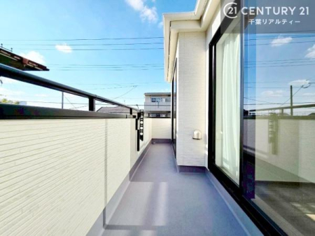 �o���R�j�[ �z������̗ǂ��o���R�j�[�ŁA�����󕨂��悭���������ł��ˁI
���V�C�̗ǂ����ɂ̓o���R�j�[�֏o�ă��t���b�V������̂��C�����悳�����ł��B