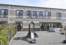 ���ӊ� �y�c�t���E�ۈ牀�z�������̐X�ۈ牀�E���́F836m