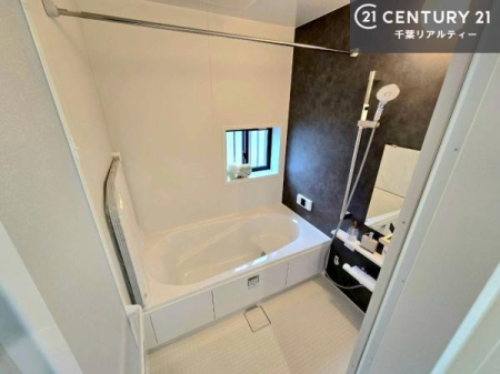 ���� �������������l�̕��͋C�̃o�X���[���́A�����o�Ă��ăo�X�^�C�����[���I
���d���撣���Ă��邲�J���ɂ��D�݂̓����̓����܂����āA�y����ł݂Ă͂������ł��傤���H