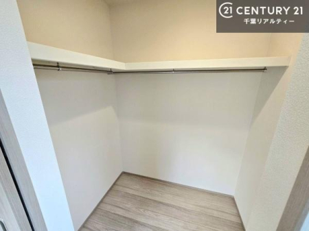 ���[ �E�H�[�N�C���N���[�[�b�g�t���ł��B��������̂��m���Ȃǂ����[���Ă��������ł��ˁI���ɂ���@�������ȂǋG�ߕ��̑傫�ȉƓd�����[�ł��܂��I