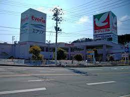 ���ӊ� �y�V���b�s���O�{�݁z�����V���b�s���O�Z���^�[�F256m