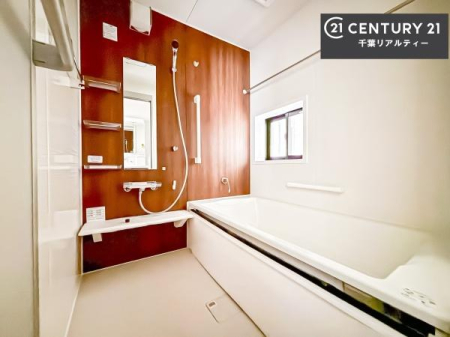 ���� �������������l�̕��͋C�̃o�X���[���́A�����o�Ă��ăo�X�^�C�����[���I
���d���撣���Ă��邲�J���ɂ��D�݂̓����̓����܂����āA�y����ł݂Ă͂������ł��傤���H