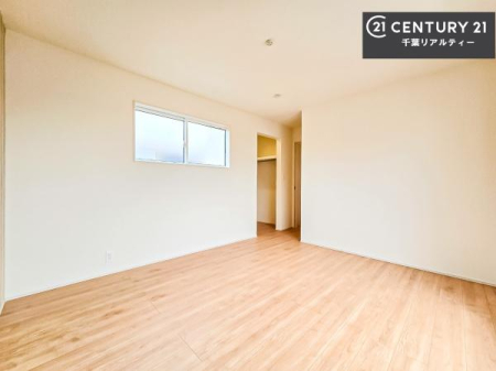 �m�� �V���v���Ƀf�U�C������Ă��邽�߁A�Ƌ��I�т܂���I
���C�ɓ���̉Ƌ��u���Ă��낰���Ԃ���邱�Ƃ��ł��܂��B