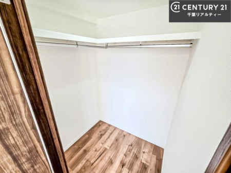 ���[ WIC�t���ŁA�m����o�b�O�A�G�߉Ɠd�܂ł����Ղ���[�\�B�o�����ꂵ�₷���������ڂ����N���N�B�����̐g�x�x���X���[�Y�ɁB��Ƃ肠���炵���������܂��B