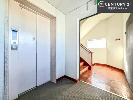 ���̑����p�� �G���x�[�^�[�����ŁA���X�̈ړ������K�B
�����̓��₨�ו��̑������ł��A�X���[�Y�ɂ��A��������܂��B