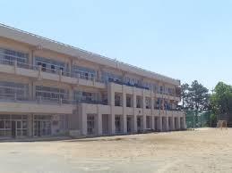 ���ӊ� �y���w�Z�z�_���s���������w�Z�F1753m