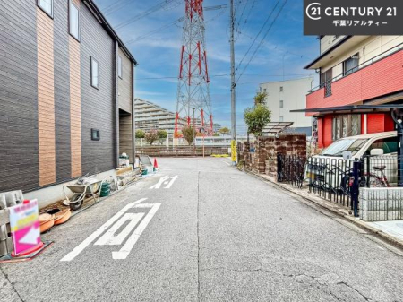 �O�ʓ��H�܂ތ��n�ʐ^ �O�ʓ��H��6���~6.6���I�z����ǍD�ȗ��n�ł��B
�Ԍɓ��ꂪ���ȕ������S�ł��ˁB