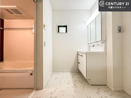 ���ʑ�E���ʏ� �����t���̖��邢���ʎ��ł��I���C�������ɓ���ւ����ł��Đ����ɕۂ��Ƃ��ł��܂��I���R�����������ނ̂ł����ς̎d�オ����ǂ��Ȃ�܂��ˁI