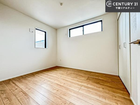 �q������ �|���o�������Ȃ��������́A���q�l�̂������Ƃ��Ă����S�ł��I
���[�X�y�[�X���[�����Ă���̂ŎU�炩�������������T�b�ƕЕt�����܂��I